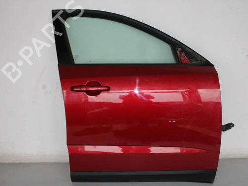 Used Right front door Right front door JAGUAR E-PACE (X540) 2.0 D150 AWD (150 hp) 33379525 33379525