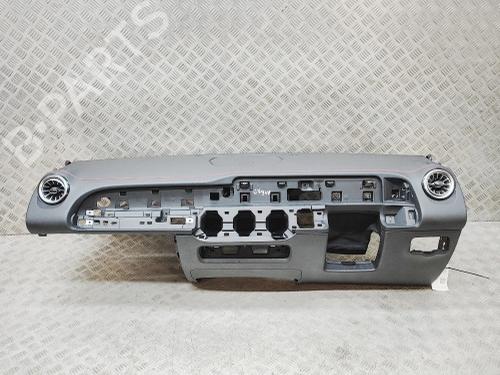 Used Dashboard Dashboard MERCEDES-BENZ EQB (X243) EQB 300 4-matic (243.608, 243.609) (228 hp) 40486538 40486538