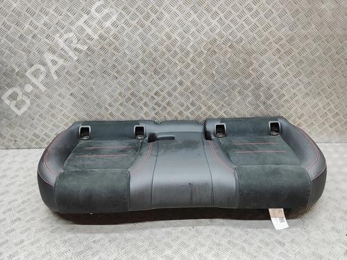 rear-seat-mercedes-benz-eqa-h243-2021-38706355 main image