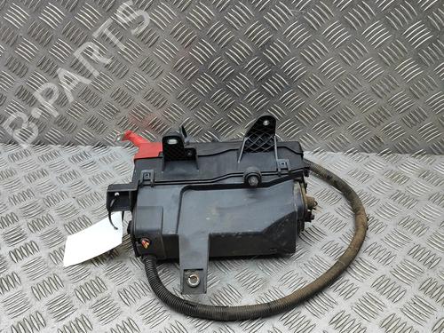 fuse-box-jaguar-xe-x760-2015-32779856 main image