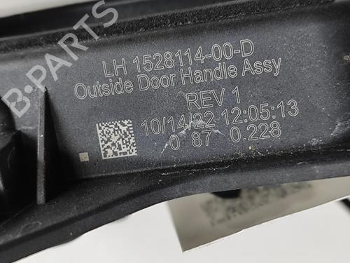 Front left exterior door handle TESLA MODEL Y (5YJY) EV Rear-Wheel Drive | BP31297013C128 