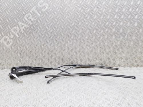 Used Front windshield wiper arm Front windshield wiper arm 39073707 39073707