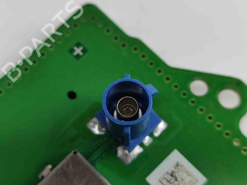 Antenna/Base TESLA MODEL Y (5YJY) EV Performance All-wheel Drive | BP27789774C140 