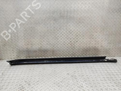 Højre sidekjole BMW X3 (G01, F97, G08) iX3 (286 hp) 30909723