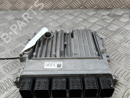 Used Engine control unit (ECU) Engine control unit (ECU) BMW 5 (G30, F90) 530 e Plug-in-Hybrid xDrive (252 hp) 16639523 16639523