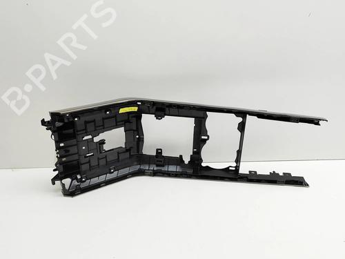 Used Middle console LAND ROVER RANGE ROVER EVOQUE (L551) 2.0 D200 4x4 (204 hp) 32238835