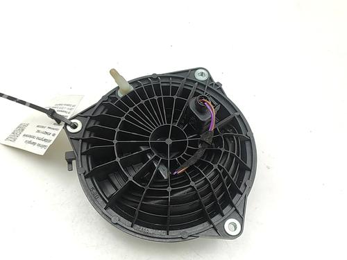 Tailgate handle VW PASSAT B8 (3G2, CB2) 1.6 TDI | BP32408801C132