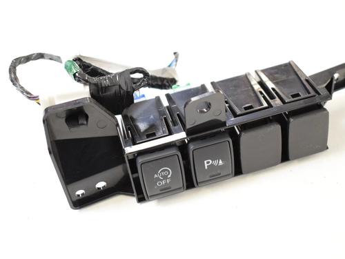 Used Switch NISSAN X-TRAIL III (T32_, T32R, T32RR) 1.6 DIG-T (T32) (163 hp) 30208124