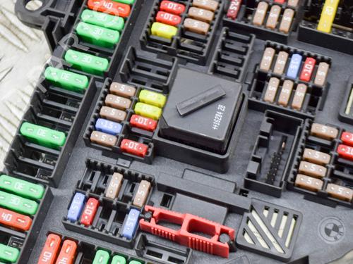 Fuse box BMW 5 (F10) 535 d | BP8842444E1 