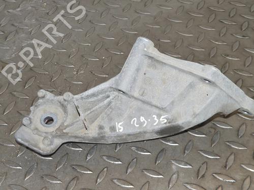 Used Engine mount Engine mount BMW X5 (E70) xDrive 50 i (408 hp) 33349121 33349121