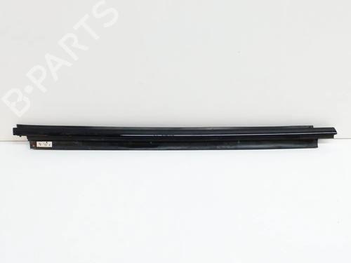 Used Door moulding trim BMW 2 Convertible (F23) 228 i (245 hp) 14629123