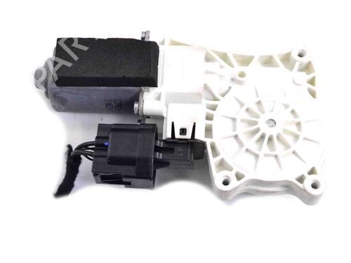 Used Left front window motor LAND ROVER RANGE ROVER VELAR (L560) 2.0 D240 SD4 4x4 (241 hp) 30227108
