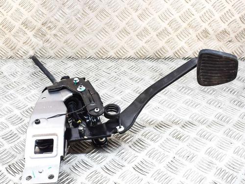 Used Clutch pedal CHEVROLET CAMARO 6.2 (432 hp) 14653745