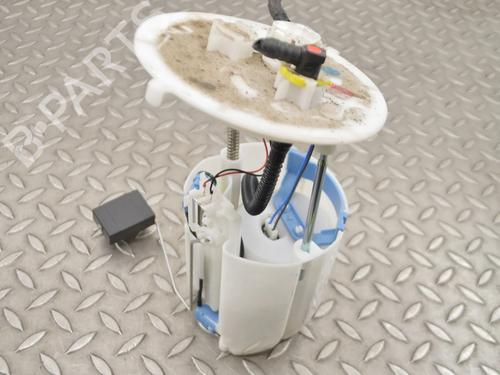 Used Fuel pump LEXUS RC (_C1_) 300h (AVC10_, AVC10R) (223 hp) 30267747