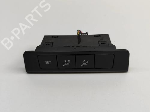 switch-mazda-mx-30-dr-2020-28432800 main image