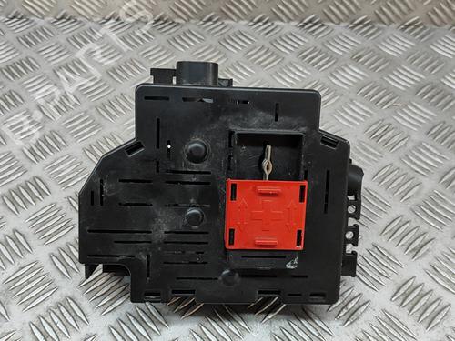 Used Fuse box MERCEDES-BENZ GLE (V167) GLE 450 d 4-matic (167.133) (370 hp) 28556001