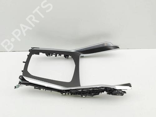 Mittelkonsole BMW XM (G09) XM All-wheel Drive | BP32501077I22