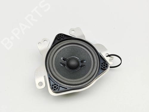 Luidspreker Luidspreker ASTON MARTIN DBX 4.0 All-wheel Drive (707 hp) 36809525 36809525