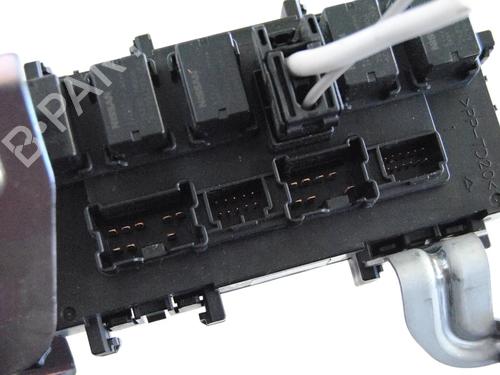 Fuse box INFINITI Q50 50 D | BP30248759E1