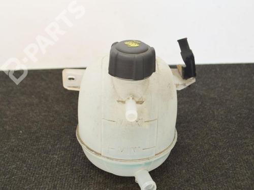Used Expansion tank DACIA DUSTER (HS_) 1.5 dCi 4x4 (HSMC, HSMD) (110 hp) 7737486