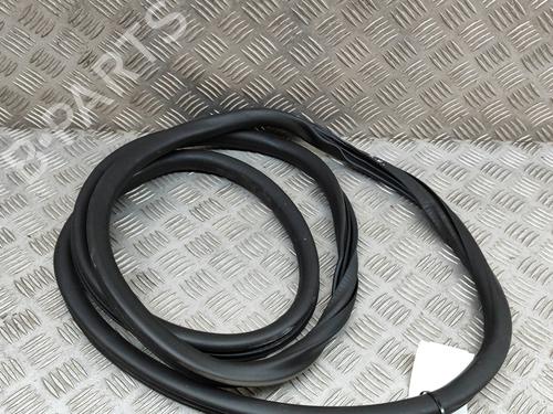 Rubber door seal PORSCHE CAYENNE (92A) 3.0 Diesel | BP16313121C142 