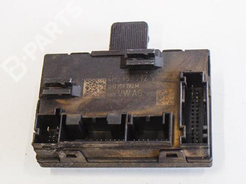Used Electronic module PORSCHE PANAMERA (970) 3.6 4 (300 hp) 6765106