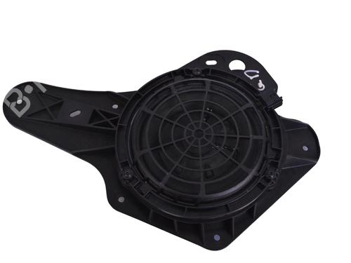 Used Speaker Speaker PEUGEOT 3008 II SUV (MC_, MR_, MJ_, M4_) 1.6 BlueHDi 120 (120 hp) 30236829 30236829