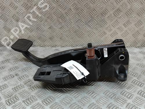 break-pedal-tesla-model-y-5yjy-2019-33361810 main image