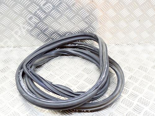 Used Rubber door seal JAGUAR F-TYPE Coupe (X152) 3.0 SCV6 (340 hp) 14622132