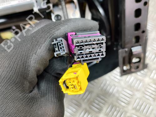 Right front seat SKODA SUPERB III Estate (3V5) 2.0 TDI 4x4 | BP26142525C16 