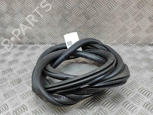 Rubber door seal PEUGEOT 2008 II (UD_, US_, UY_, UJ_, UR_, UC_) e-2008 (UKZKXZ) | BP27778900C142 