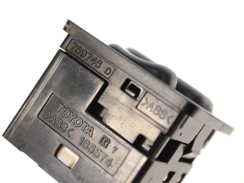 Switch TOYOTA PRIUS (_W3_) 1.8 Hybrid (ZVW3_) | BP30209381I30 