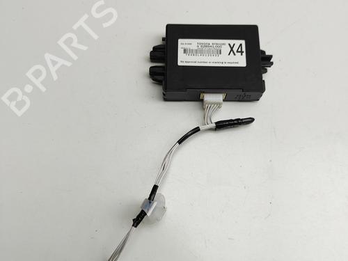Used Electronic module TOYOTA C-HR (_X2_, _H2_) Hybrid (ZYX20) (140 hp) 30108456