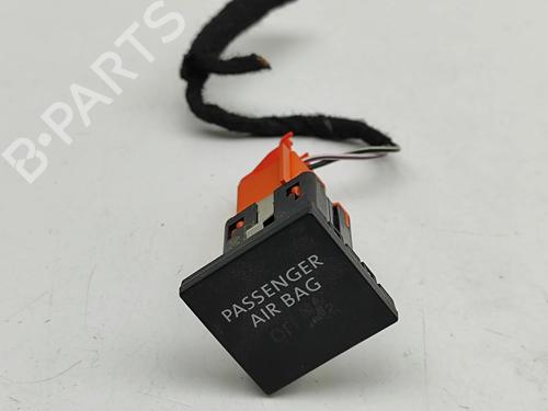 electronic-module-vw-caddy-iv-box-bodympv-saa-sah-2015-2016-2017-2018-2019-2020-33381578 main image