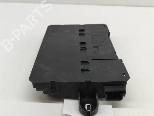 Fuse box LAND ROVER DISCOVERY V (L462) 3.0 D 4x4 | BP16944860E1 
