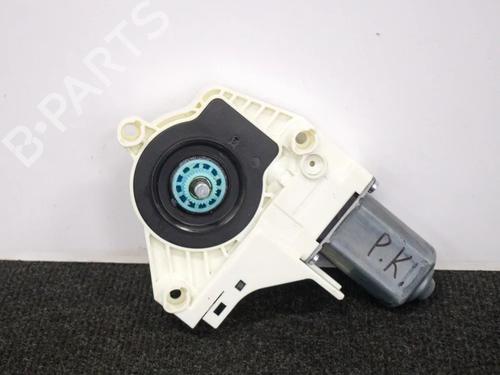 Used Left front window motor Left front window motor AUDI Q5 (8RB) 3.0 TDI quattro (258 hp) 6748645 6748645