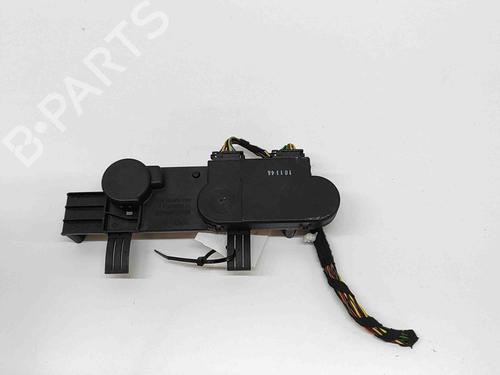 Used Antenna/Base PORSCHE PANAMERA (970) 4.8 4S (400 hp) 27282377