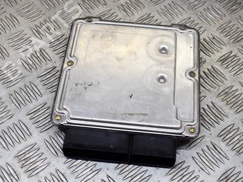 Used Engine control unit (ECU) Engine control unit (ECU) AUDI A8 D3 (4E2, 4E8) 4.0 TDI quattro (275 hp) 8895039 8895039