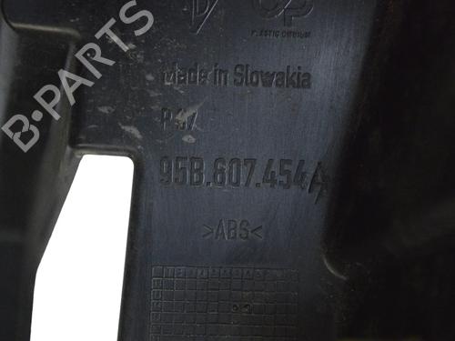 Rear bumper bracket PORSCHE MACAN (95B) 3.0 S Diesel | BP30268093C159 