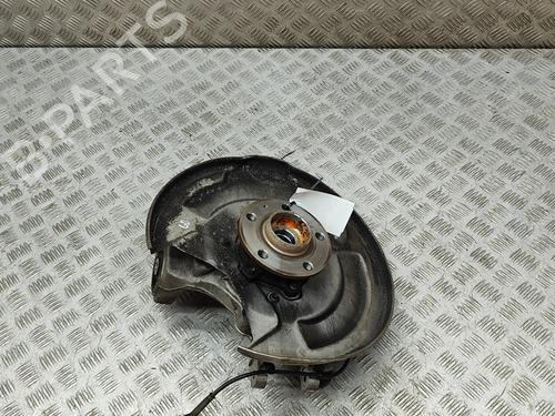 Used Right rear steering knuckle VOLVO XC90 II (256) B5 Mild-Hybrid (250 hp) 28561439