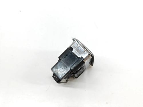 Left front window switch INFINITI Q30 1.6 | BP28564162I27 - Image 5