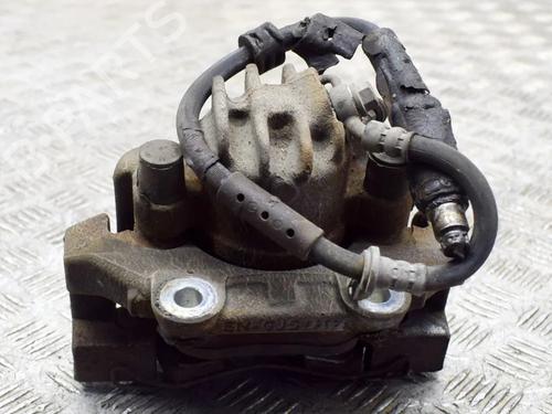 Used Right front brake caliper Right front brake caliper PEUGEOT 208 II (UB_, UP_, UW_, UJ_) e-208 (136 hp) 27763755 27763755