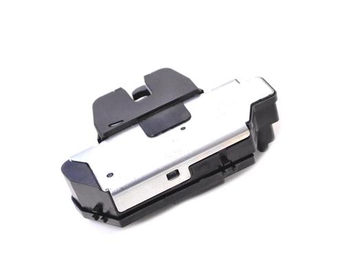 Used Tailgate lock Tailgate lock PEUGEOT 2008 I (CU_) 1.2 THP 110 / PureTech 110 (110 hp) 33342622 33342622