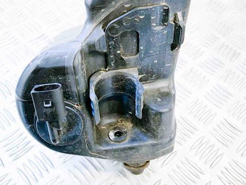 Windscreen washer tank MERCEDES-BENZ C-CLASS (W205) C 300 BlueTEC Hybrid / h (205.012) | BP6763993C113 