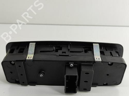 Right front window switch MASERATI QUATTROPORTE VI 3.0 D | BP24583872I26 