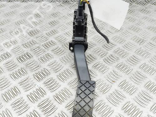 Used Pedal Pedal 38292216 38292216