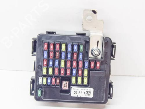 Used Fuse box Fuse box 6774940 6774940