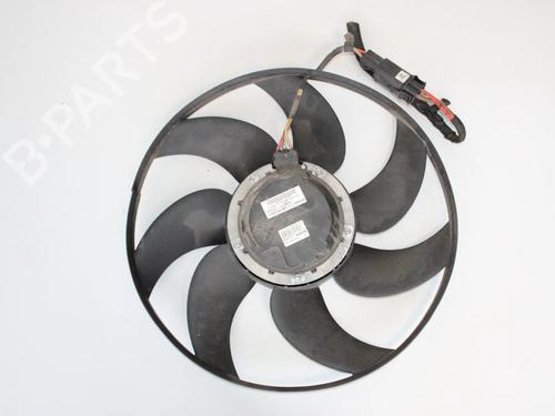 Used Radiator fan Radiator fan MERCEDES-BENZ E-CLASS T-Model (S212) E 350 CDI (212.223) (265 hp) 33384725 33384725
