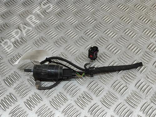 Used Washer pump Washer pump VW TOURAN (1T1, 1T2) 1.9 TDI (105 hp) 29058375 29058375