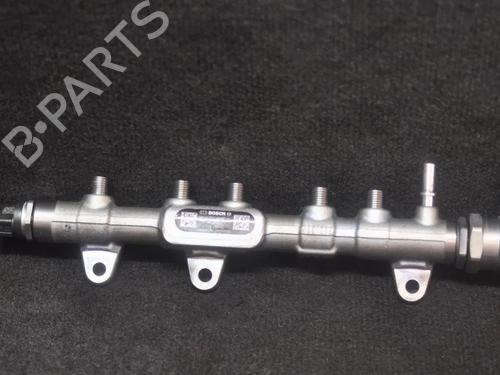 Used Injection rail Injection rail BMW 5 (F10) 520 d xDrive (190 hp) 6727445 6727445